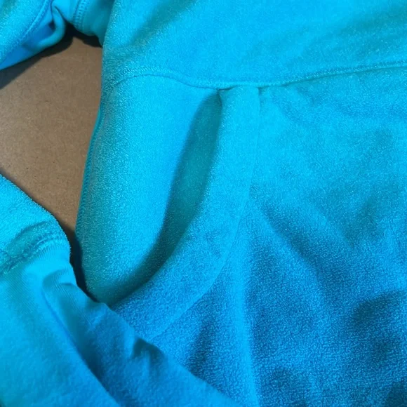 Girl’s Ivivva pull over sweatshirt size 12
Made by Lululemon - Picture 2 of 6